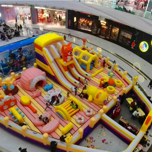 大型户外充气游乐设备