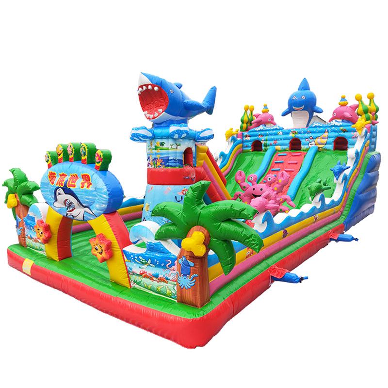 大型户外充气游乐设备